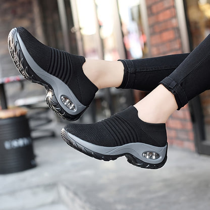 Breathable Mesh Outdoor Sneakers - Trendy Air Cushion Wear Resistance Non Slip Flying Woven Shoes for Casual Versatile Lightweight Sports Running