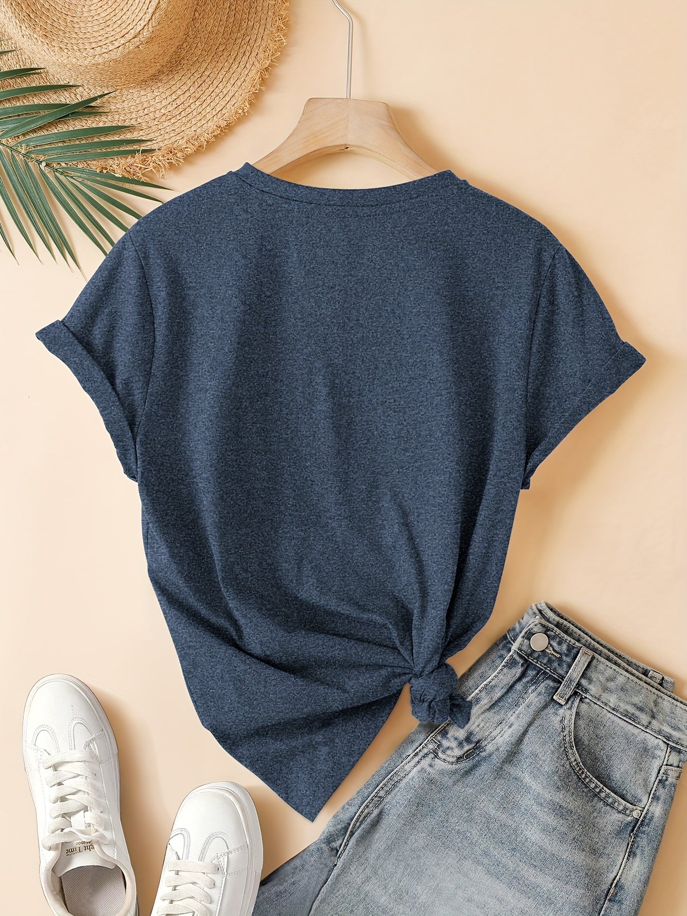 Graphic Print Casual T-Shirt, Round Neck Short Sleeves Comfy Sports Tee, Women's Versatile Tops Store ARBELLA'S
