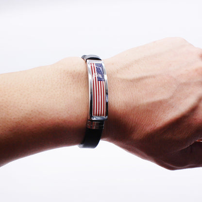 Adjustable Patriotic Flag Bracelet - Versatile Black Silicone Wristband for Sports Fans