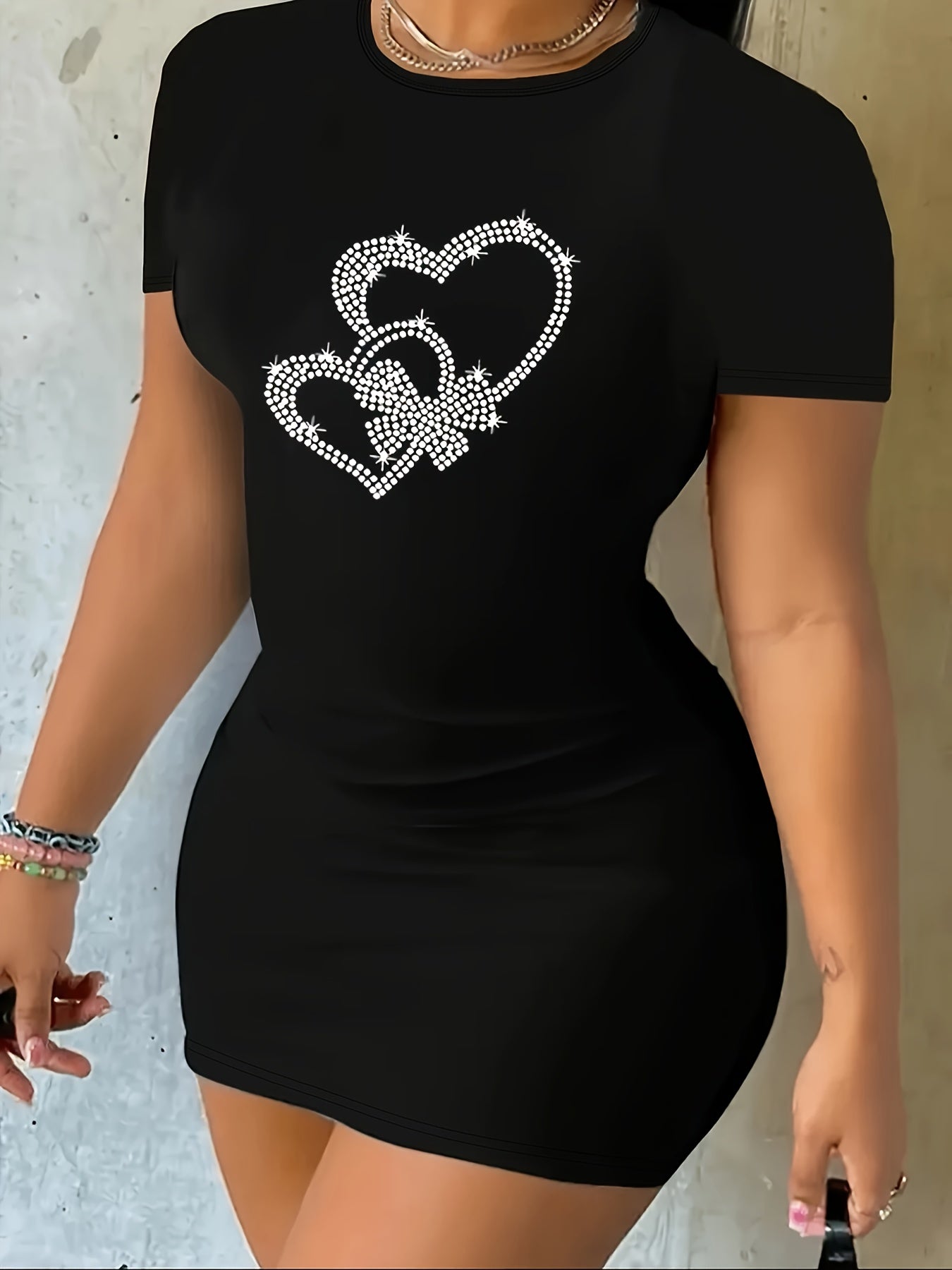 Stunning Rhinestone Heart Bodycon Dress, Short Sleeve Crew Neck Casual Women's Clothing for a Chic Look